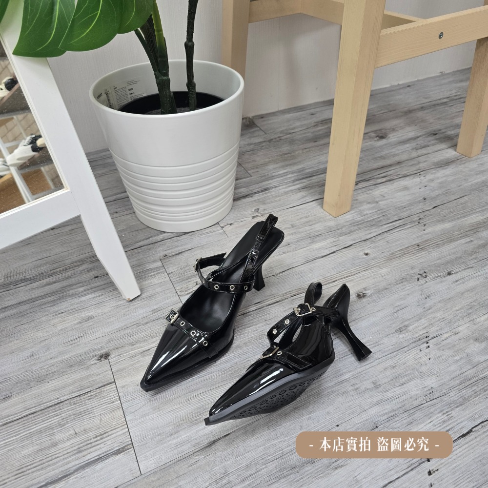 2026新款 法式尖頭高跟鞋 女 扣帶細跟涼鞋 貓跟鞋 顯瘦百搭 後空穆勒鞋 氣質名媛 職場通勤 黑色/米白 G3398-規格圖11