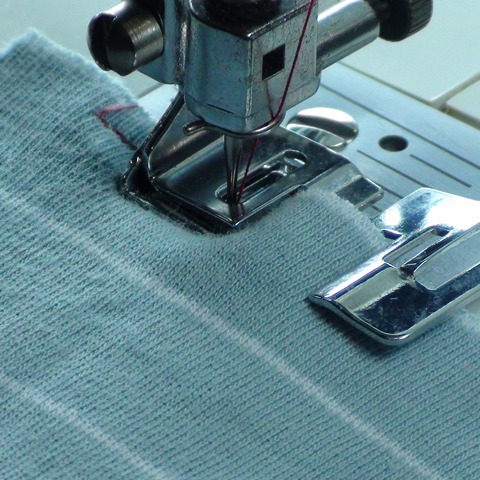 【松芝拼布坊】送布導引器、壓布腳固定器 適用於緞帶車縫-細節圖4