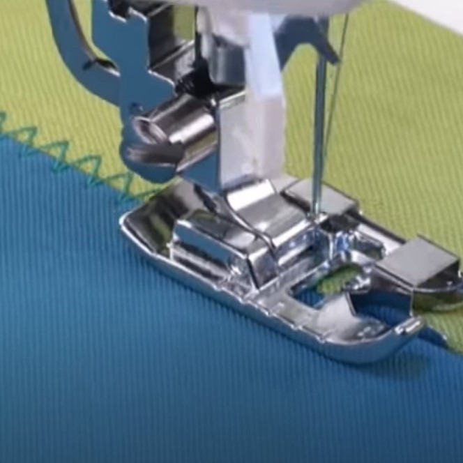 【松芝拼布坊】適合 任何家用縫紉機 布邊接縫壓布腳 附導引板 7mm-細節圖3