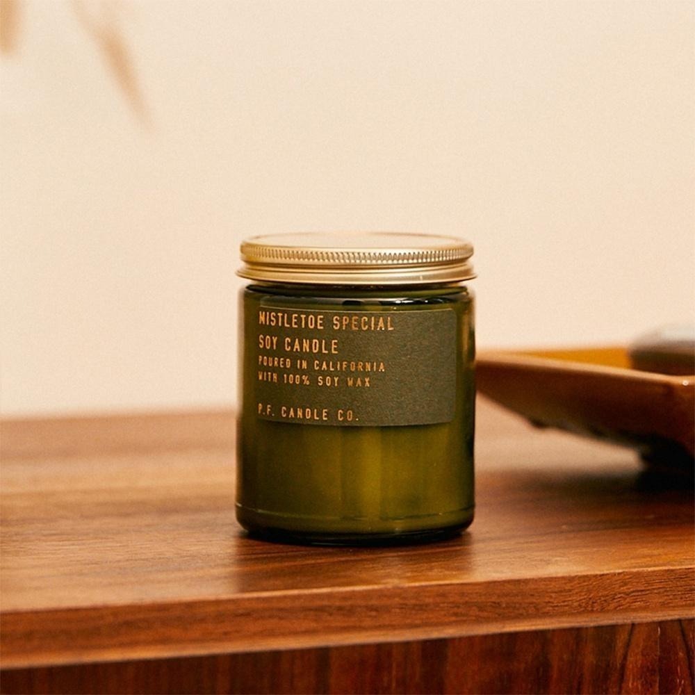 P.F. PF Candle CO. 美國手工香氛蠟燭 7.2oz 大豆蠟 玫瑰 柚木 琥珀 (官方直營)-細節圖6