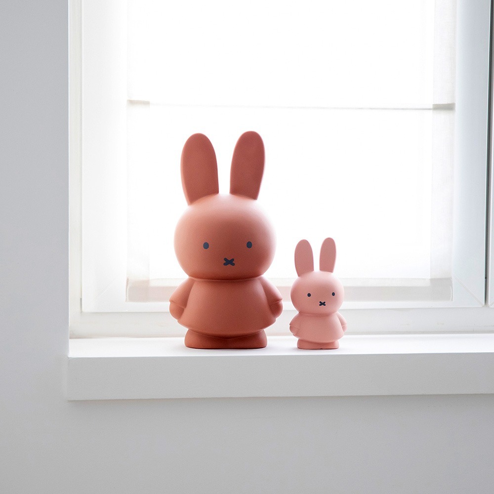 Miffy 米菲兔莫蘭迪色系款公仔存錢筒-小號 淺粉色-細節圖2