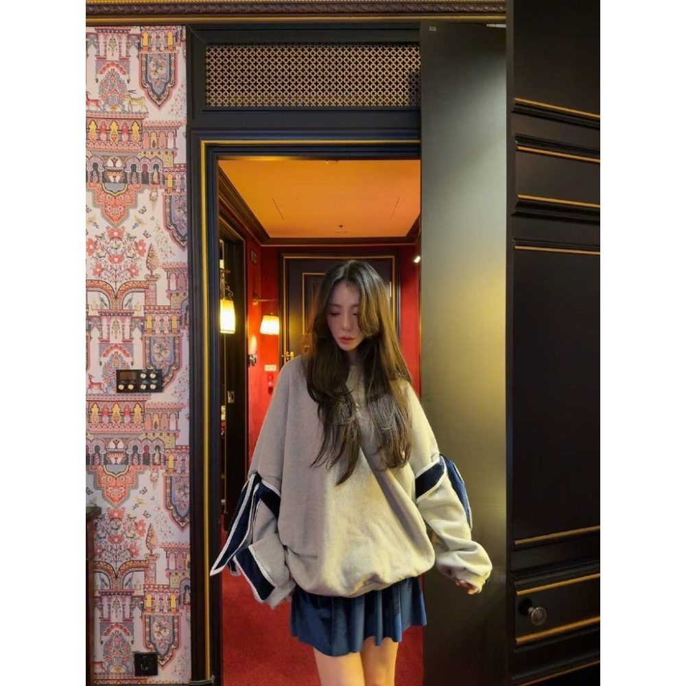 【유나】正韓連線KQ01300106-🇰🇷太妍家設計款蝴蝶綁帶大學T-細節圖2