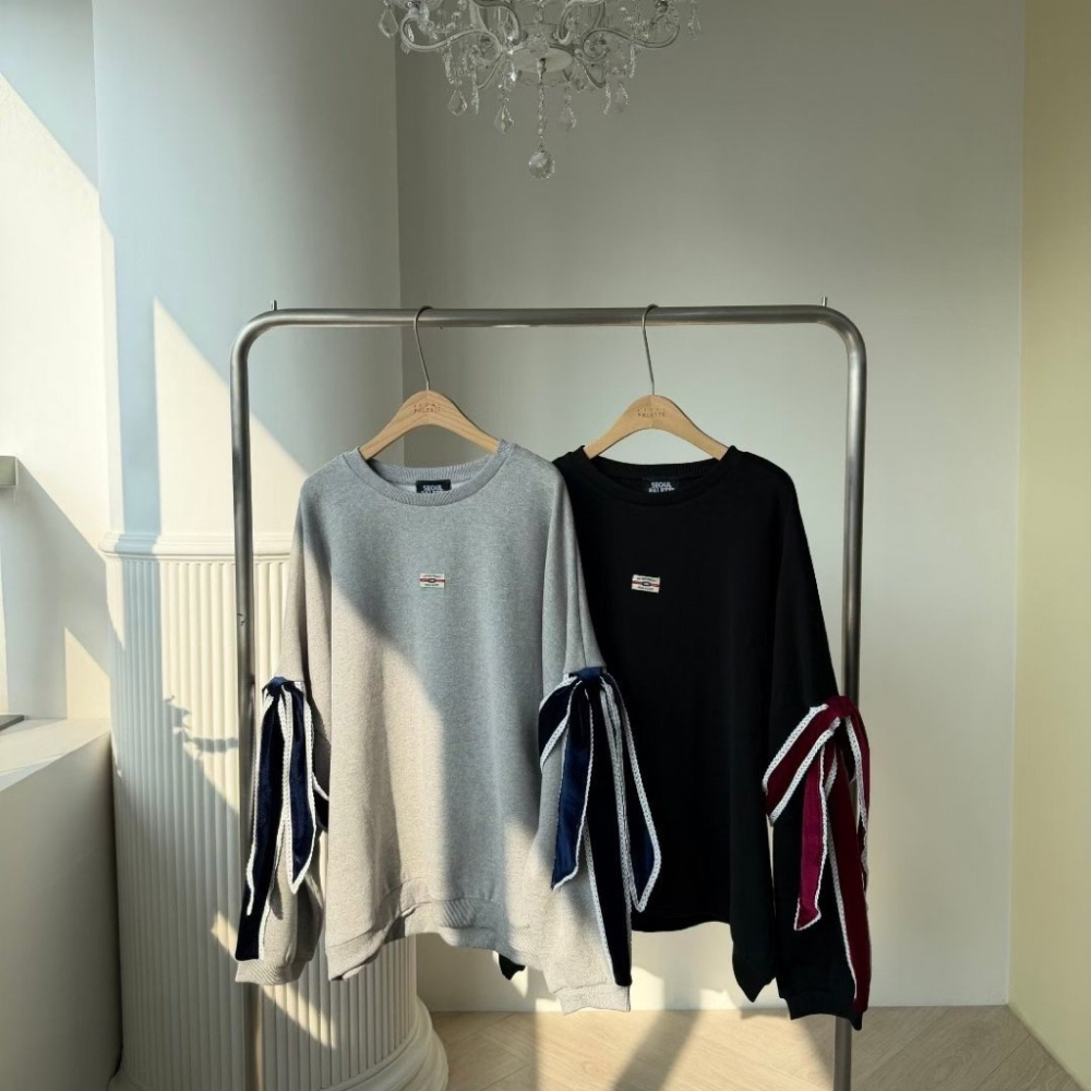 【유나】正韓連線KQ01300106-🇰🇷太妍家設計款蝴蝶綁帶大學T-細節圖6