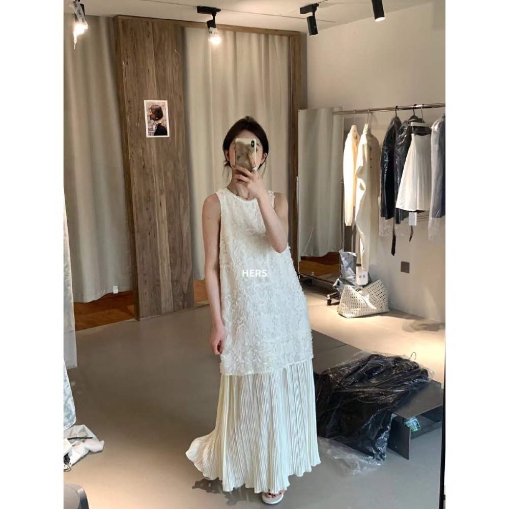 【YUNA유나】平價區CA000503-精緻小女人長款無袖拼接設計連衣裙-細節圖2