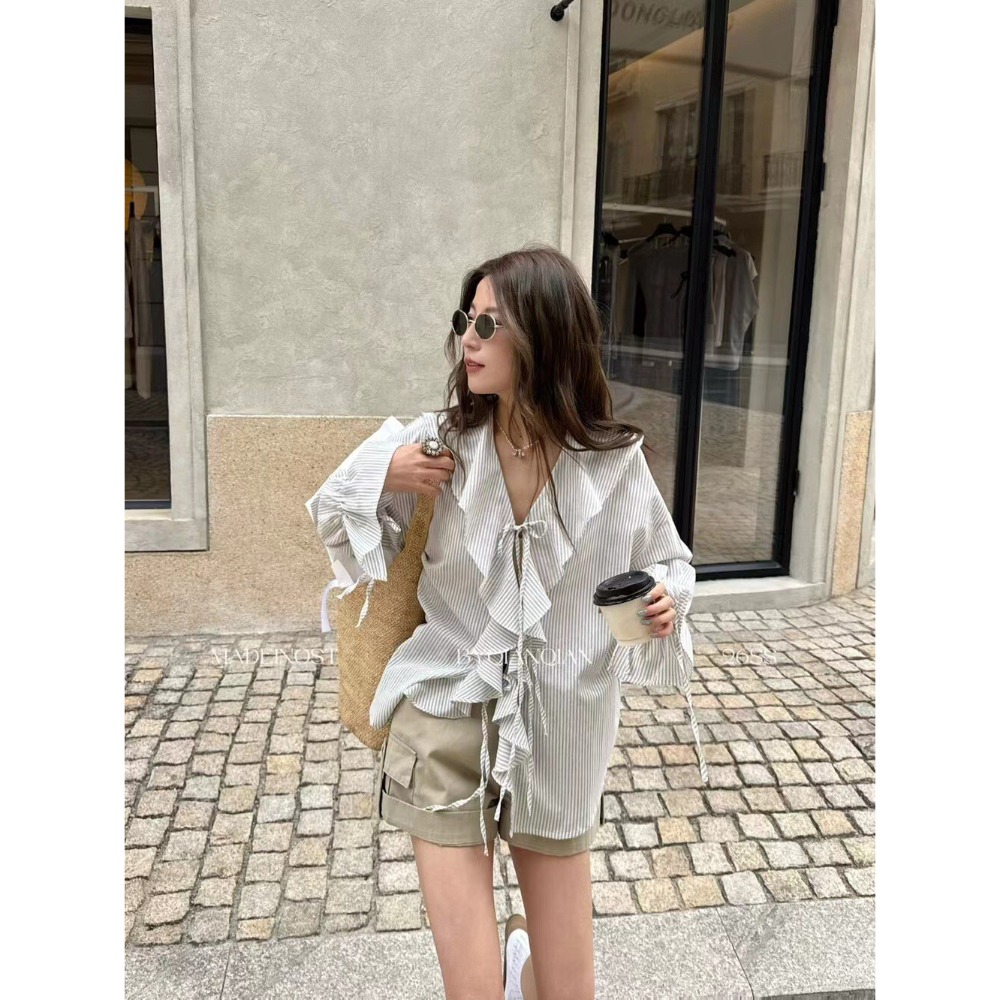 【유나】平價區CA00010316-慵懶法式荷葉邊條紋綁帶小衫-規格圖10