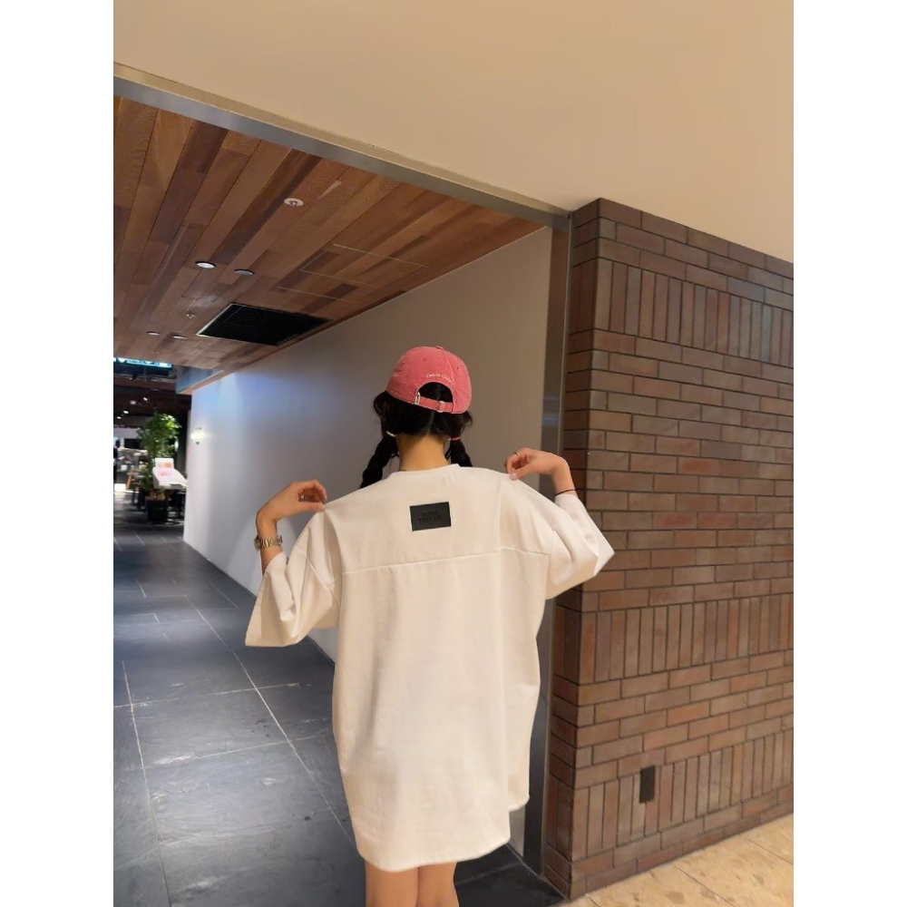 【유나】正韓連線KQ0130505-正韓🇰🇷太妍어니家設計款長版上衣-細節圖9