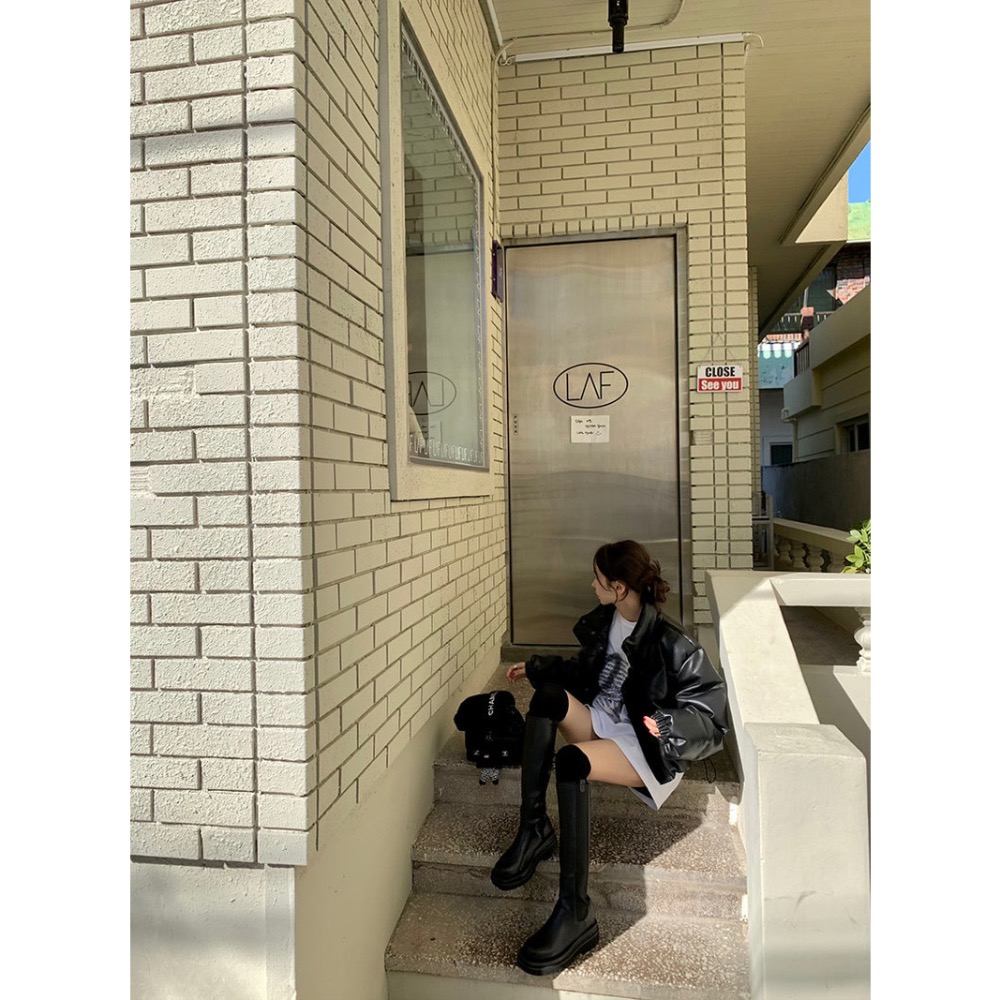 𝐋•𝐂 𝐒𝐇𝐎𝐏｜韓國🇰🇷美式复古帥氣立領拉鏈式PU皮寬鬆棉羽絨外套-細節圖4