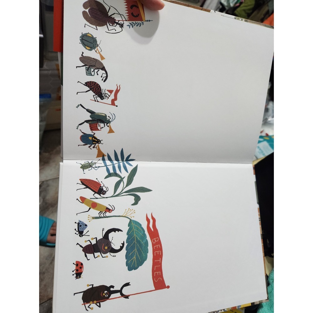 全新-亞斯的國王新衣精裝書280元 售180元，iopenmall可使用免運券，711取貨付款。YT有動畫可看 昆蟲-細節圖4