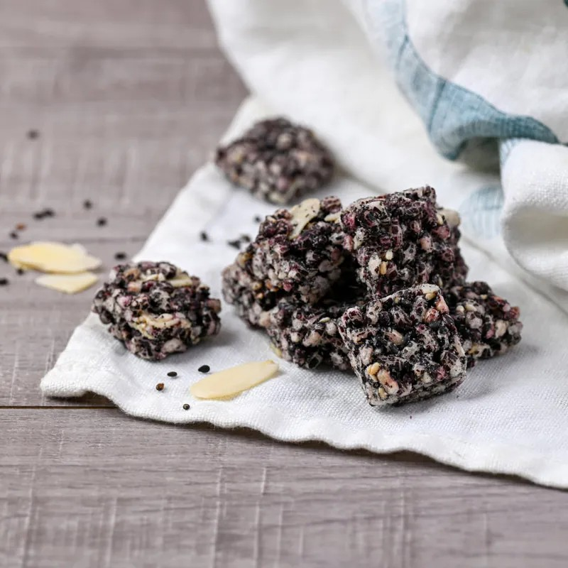 高鐵商務艙指定點心-漢來飯店香脆米菓3入組(黑米芝麻/吮指椒鹽脆菓)-細節圖4