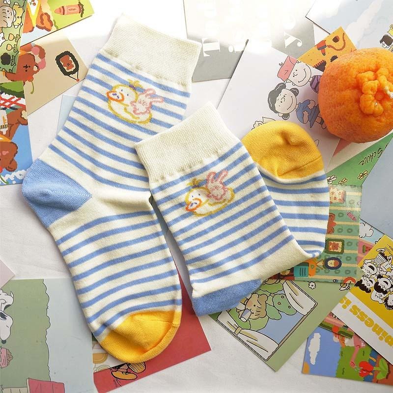 哈囉襪底家 台灣現貨 春遊野餐風 童趣可愛日系棉襪 鴨鴨熊熊愛心圖案 櫻桃愛心點點女中筒襪花邊襪子 春夏薄款ins潮網紅-細節圖2