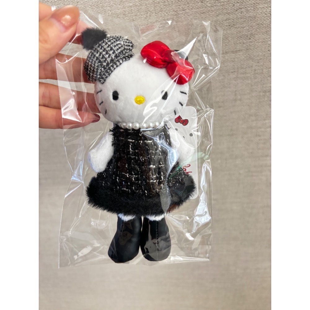 日本🇯🇵 Hello Kitty 長腿系列 三麗鷗 Style Up 系列 吊飾-規格圖3