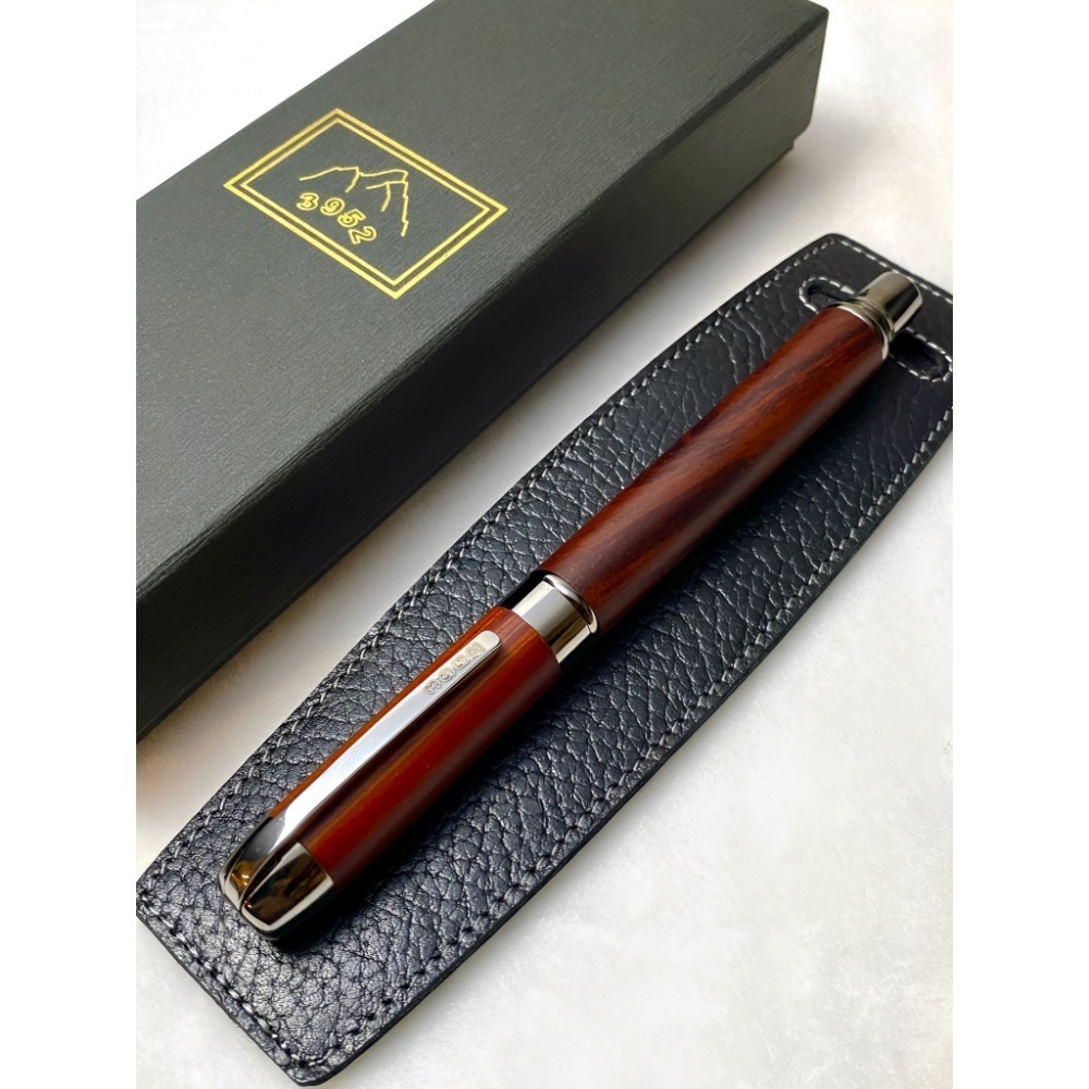 3952老山羊-大鵬灣 玫瑰木 玫瑰金書法鋼尖鋼筆-細節圖3