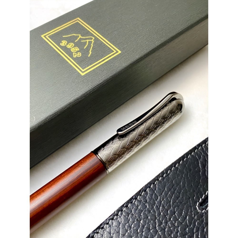 3952老山羊-太魯閣 玫瑰木 玫瑰金書法鋼尖鋼筆-細節圖5