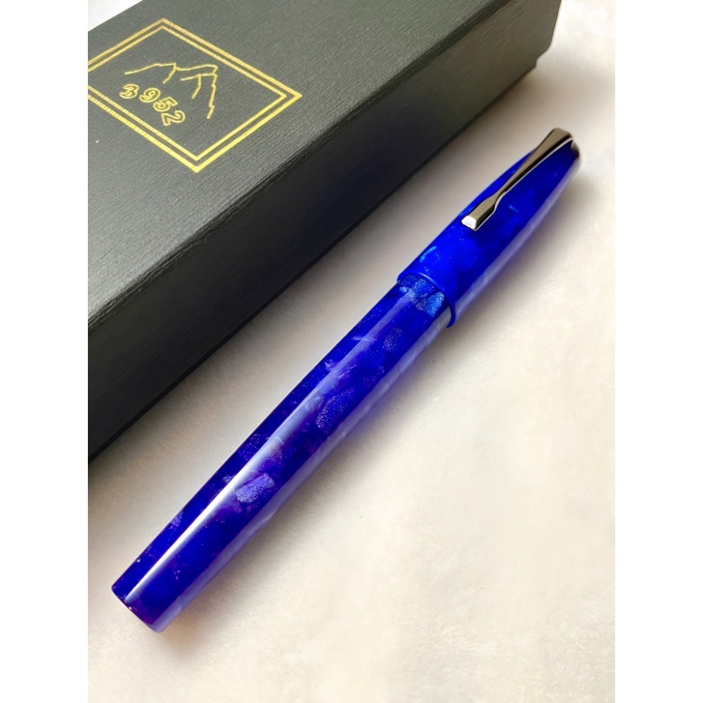 3952老山羊-布萊梅 藍/紅 鍍金鋼尖鋼筆-細節圖3