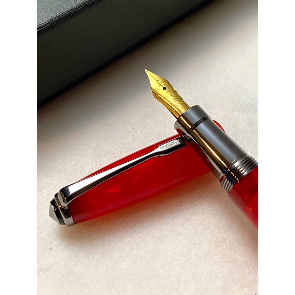 3952老山羊-布萊梅 藍/紅 鍍金鋼尖鋼筆-細節圖10