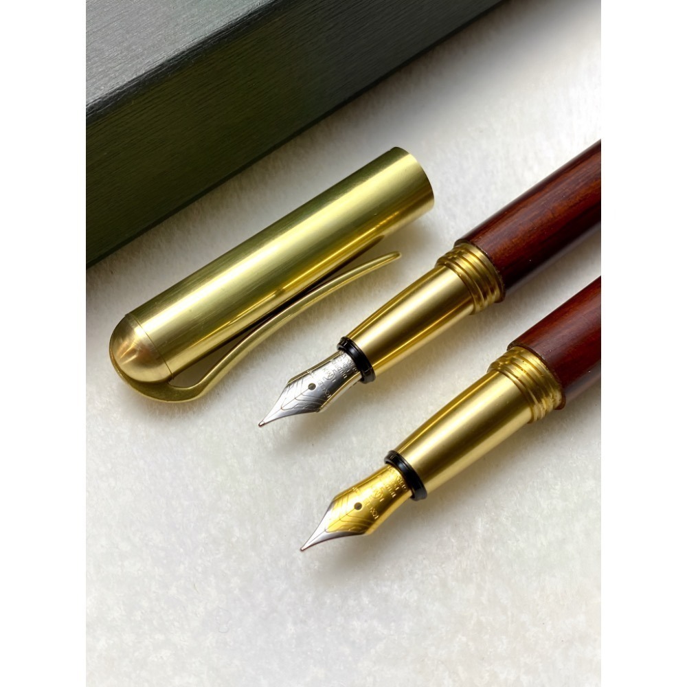 3952老山羊-噍吧哖 玫瑰木 原銅 白/雙色鋼尖鋼筆-細節圖2