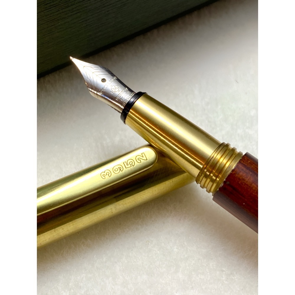 3952老山羊-噍吧哖 玫瑰木 原銅 白/雙色鋼尖鋼筆-細節圖5