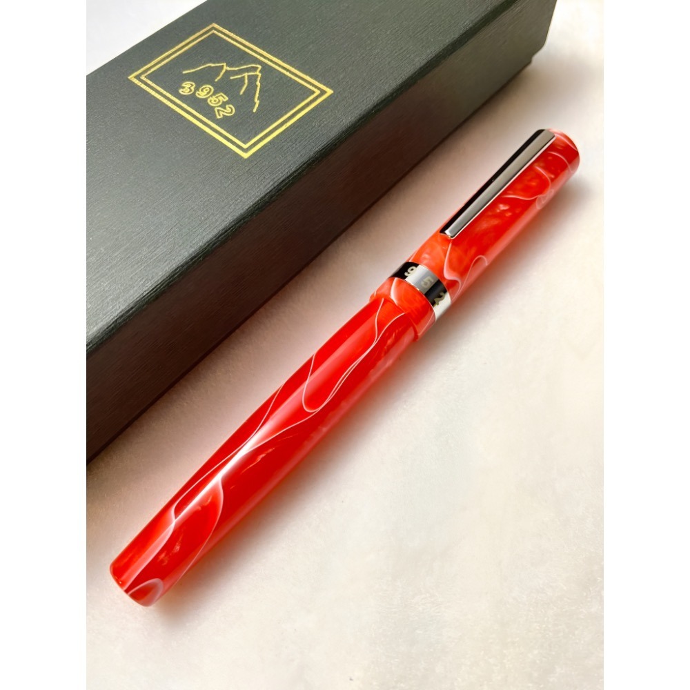 3952老山羊-馬卡道 赤霞 玫瑰金鋼尖鋼筆-細節圖3