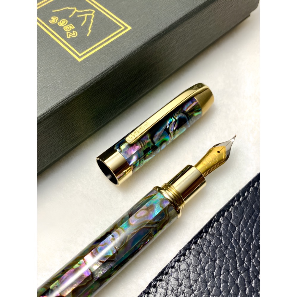3952老山羊-大鵬灣 嚴選鮑魚貝殼 原銅 雙色書法鋼尖鋼筆-細節圖6