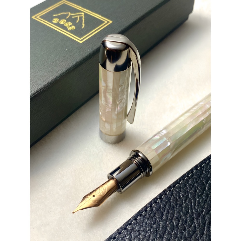 3952老山羊-大鵬灣 珍珠母貝 玫瑰金鋼尖鋼筆-細節圖5