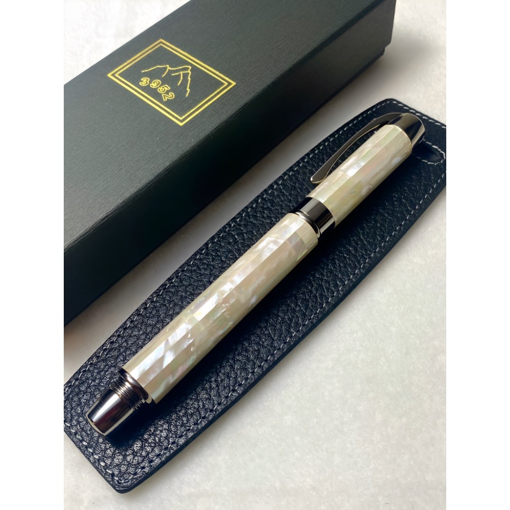 3952老山羊-大鵬灣 珍珠母貝 玫瑰金鋼尖鋼筆-細節圖8