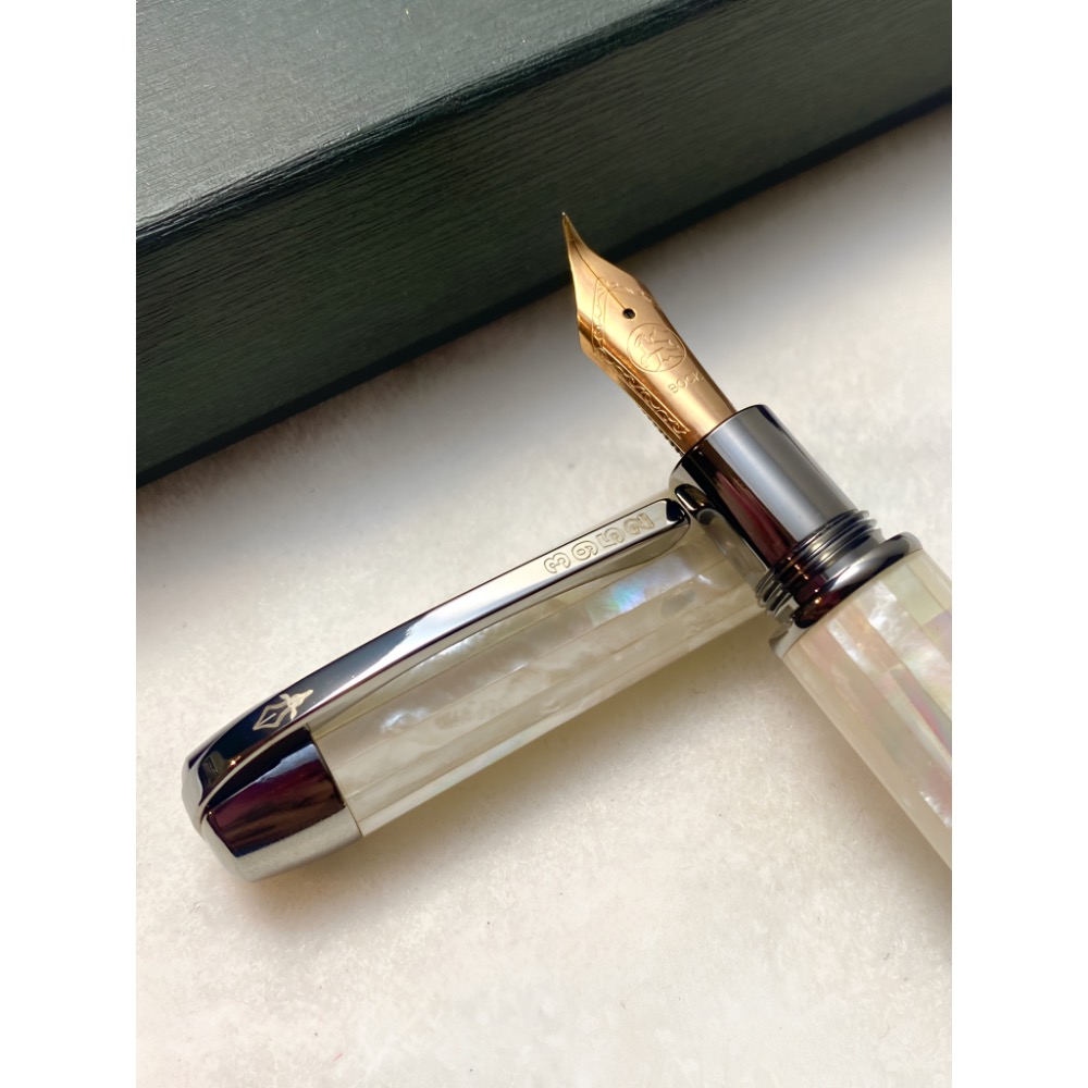 3952老山羊-大鵬灣 珍珠母貝 玫瑰金書法鋼尖鋼筆-細節圖4