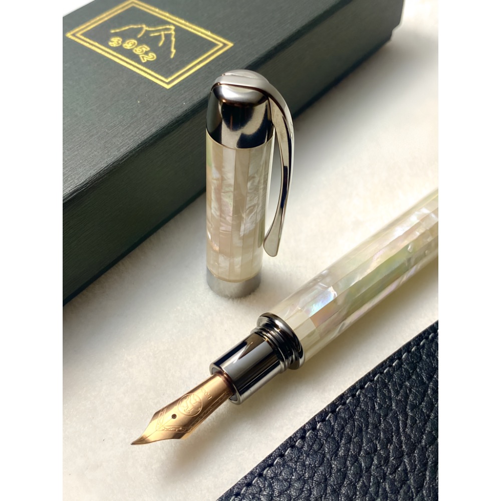 3952老山羊-大鵬灣 珍珠母貝 玫瑰金書法鋼尖鋼筆-細節圖5