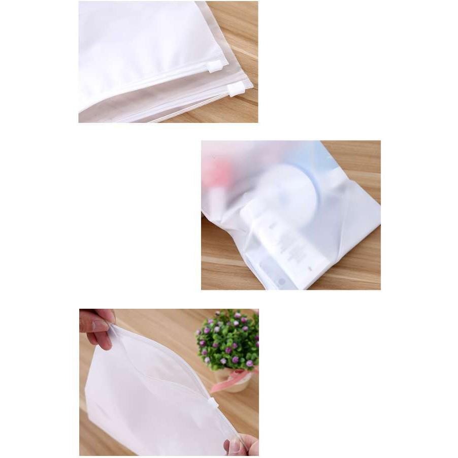 【酷露馬】防水夾鏈收納袋 (M號24*35CM) 旅行衣物收納袋 衣物整理袋 防塵袋 夾鏈袋 密封袋 旅行袋 TB005-細節圖6