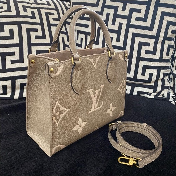 LV ONTHEGO PM 斑鳩灰 配 奶油 皮革 小型 兩用 購物包 M45779-細節圖3