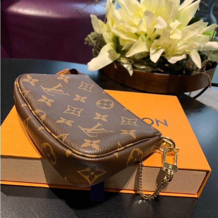 LV 老花 字紋 咖啡 Mini 迷你 拉鍊 金練 萬用包 小麻將包 M58009-細節圖6