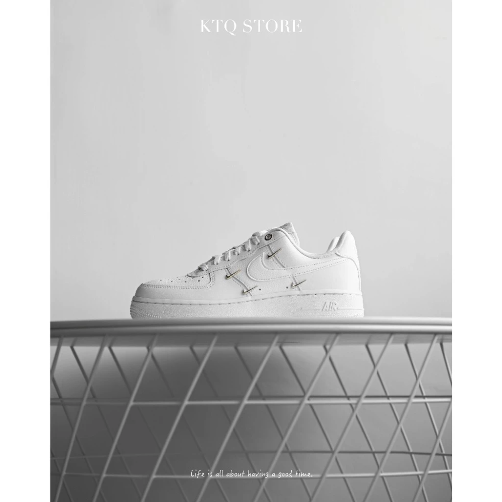 Nike Air Force 1 Low ＇Mini Gold ＇ 白金 FV3654-111-細節圖3