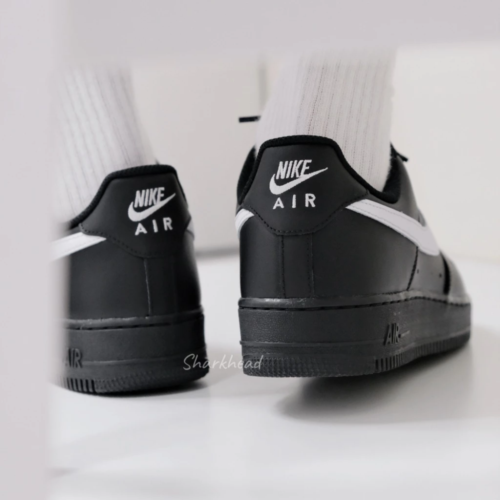 Nike Air Force 1 黑白 黑武士 FZ0627-010 皮革-細節圖9