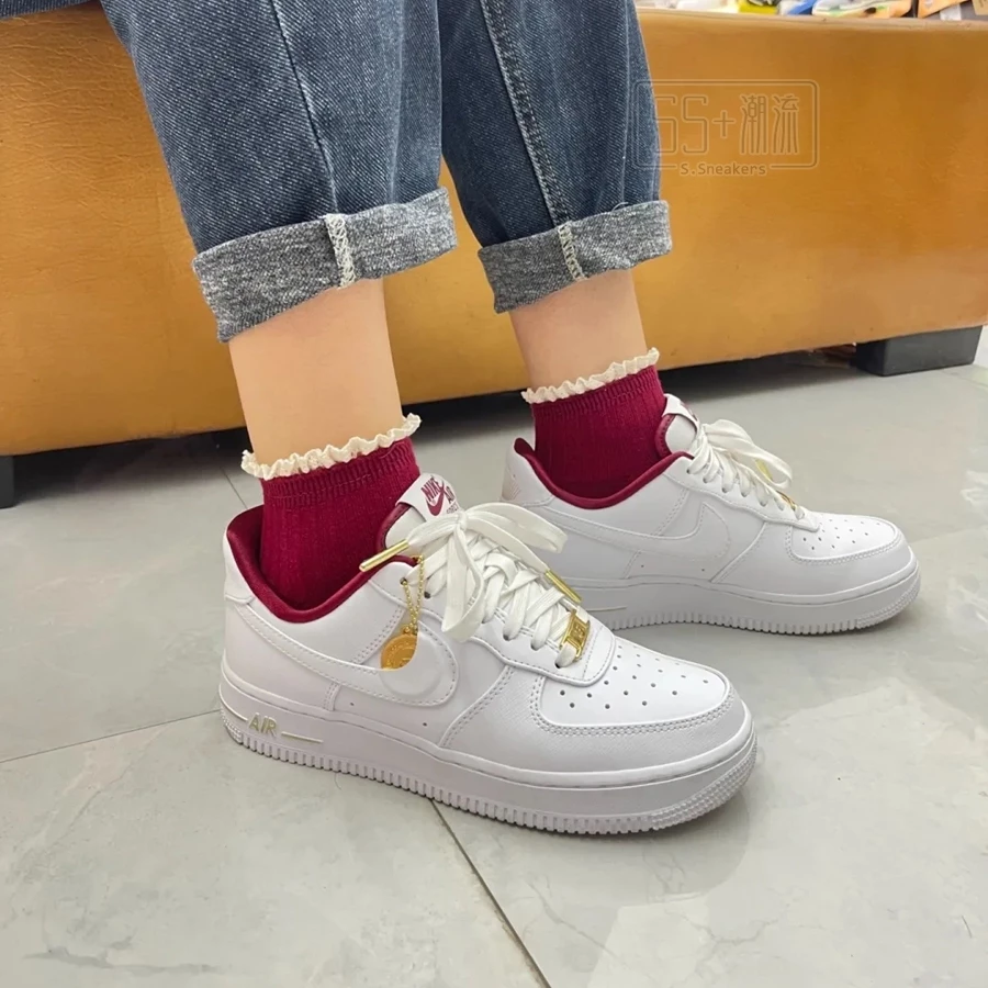 Nike Air Force 1 AF1 休閒鞋 白紅 白酒紅 奶油底 灰紅 灰酒紅 金幣 DV7584-100-001-細節圖8