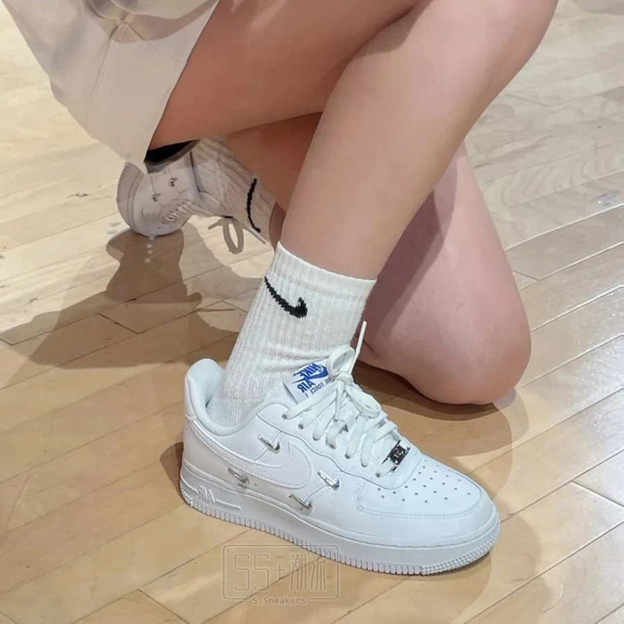 Nike Air Force 1 07 LX AF1 白 全白 白藍 白銀 小勾 銀勾 四勾 泫雅 CT1990-100-細節圖7