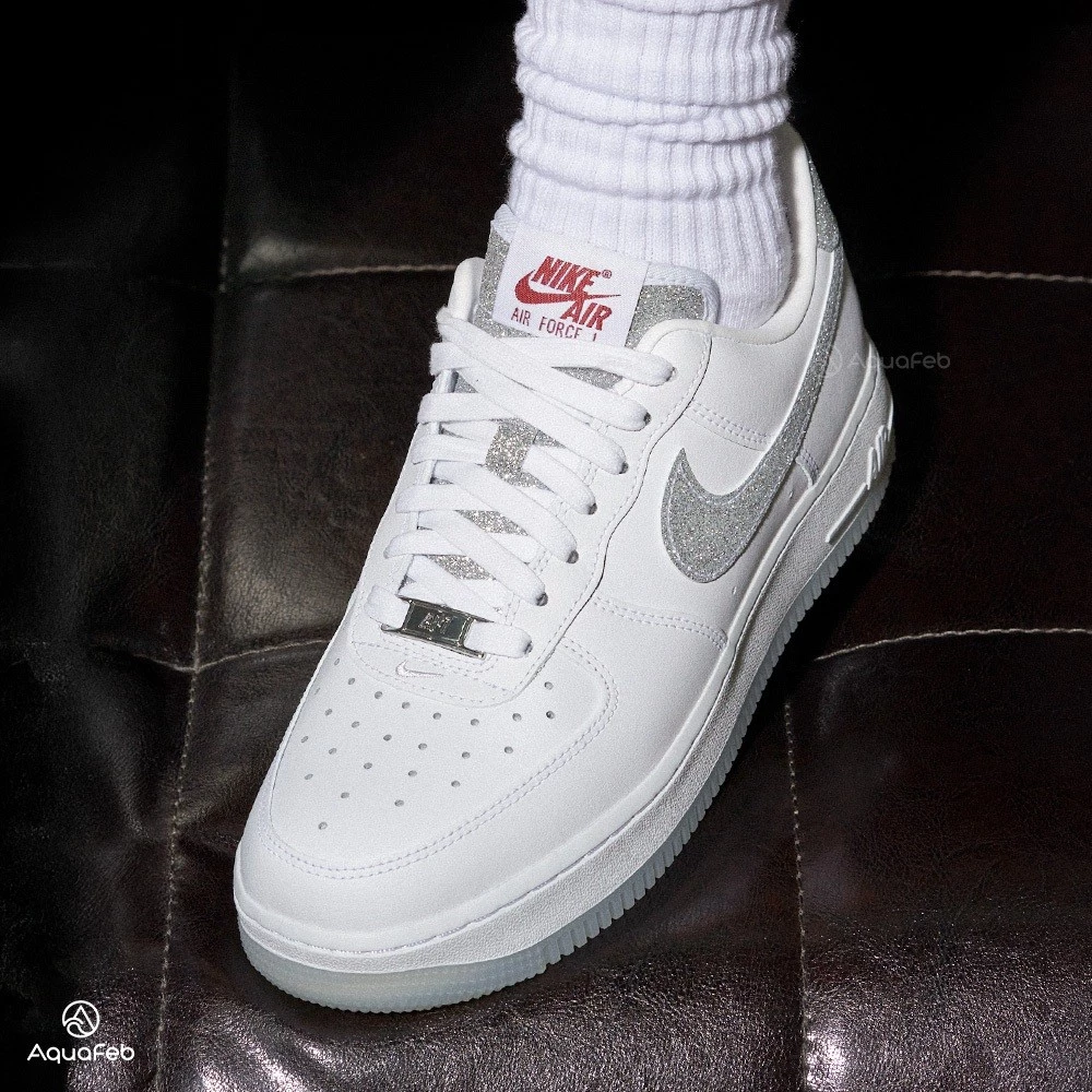 Nike Air Force 1＇07 LX 女 白銀 休閒鞋 HQ3461-191-細節圖4