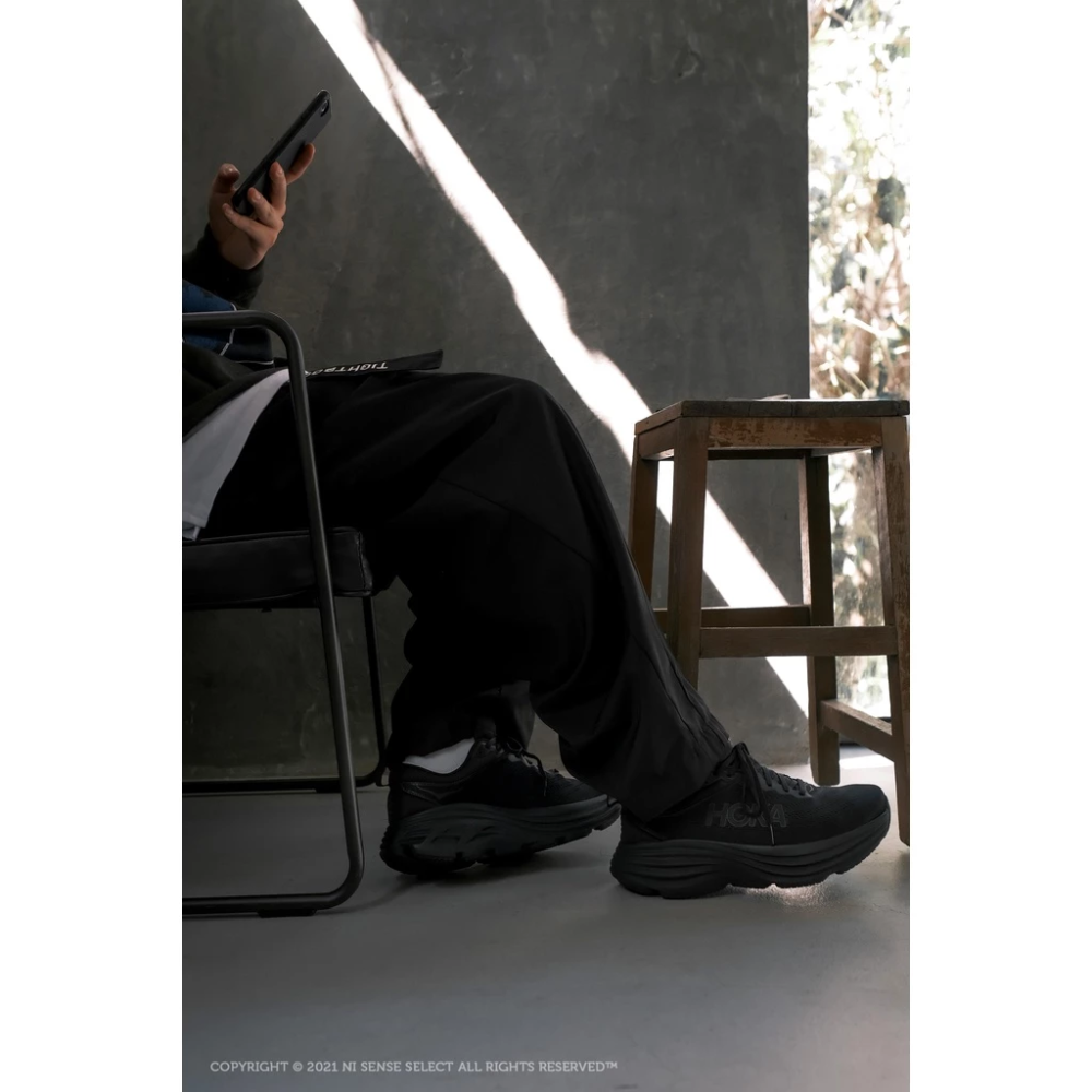 歐美代購Hoka One One Bondi 8 全黑1127953-BBLC-細節圖5