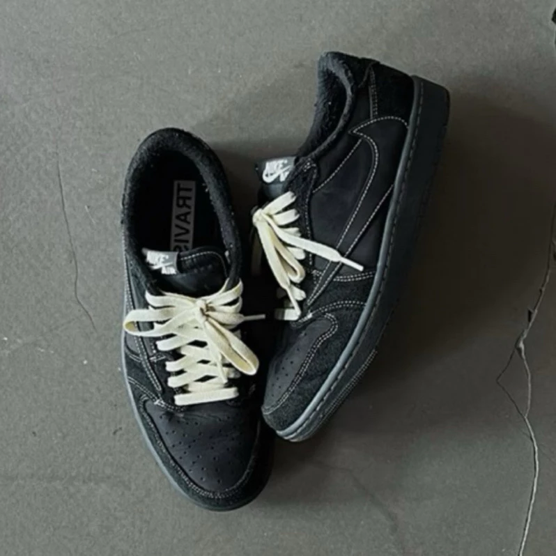 AIR JORDAN 1 LOW OG SP DM7866-001 倒勾 Travis Scott-細節圖2