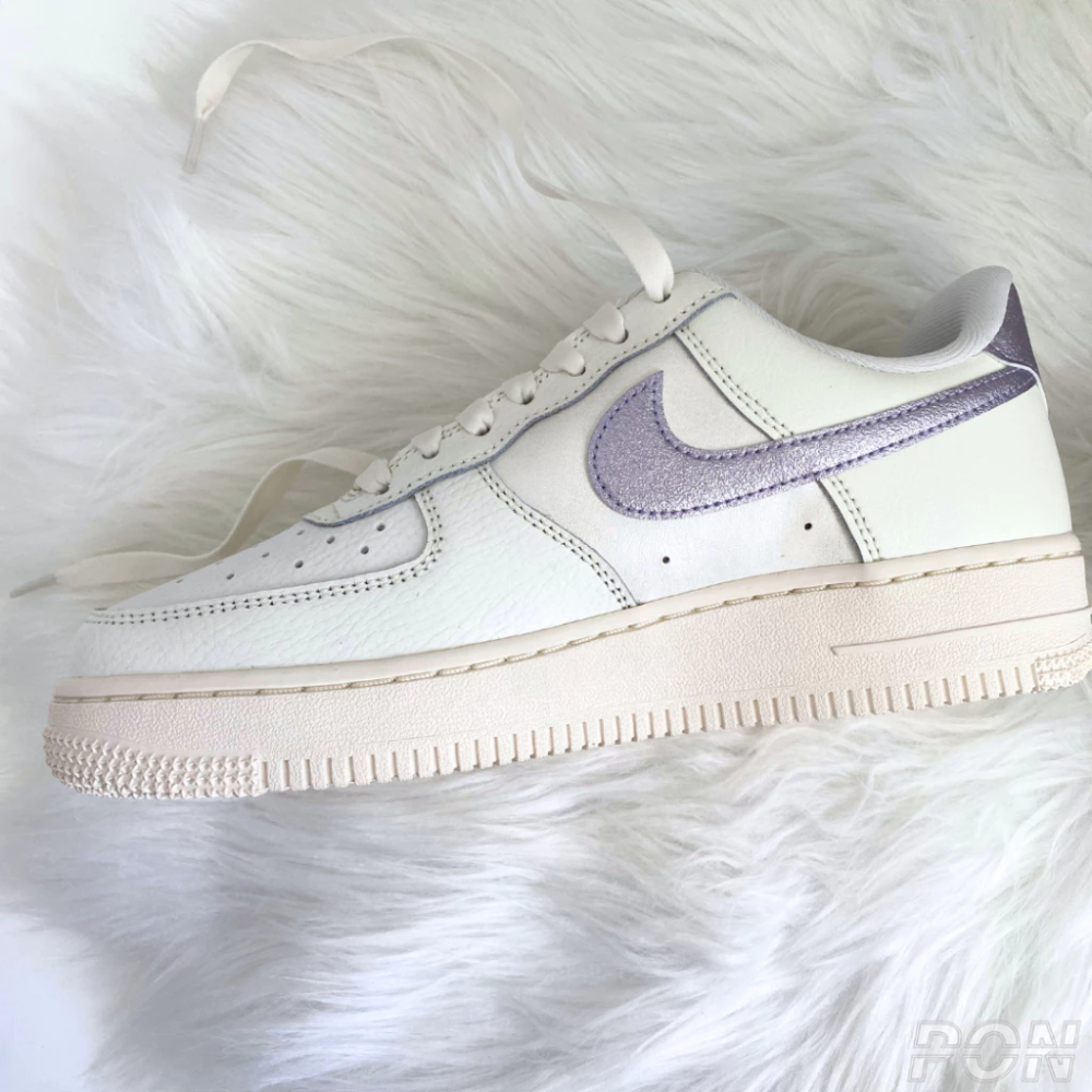 Nike Air Force 1 女鞋 米白 珠光紫 星黛露紫 休閒鞋 DV7470-100-細節圖2