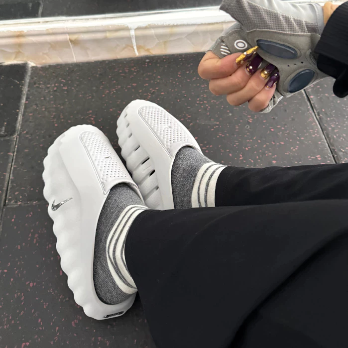 Nike Mind 001穆勒鞋 包頭拖鞋 黑色 灰色 紅色 賽前穆勒鞋 HQ4307-001 HQ4307-003-細節圖5