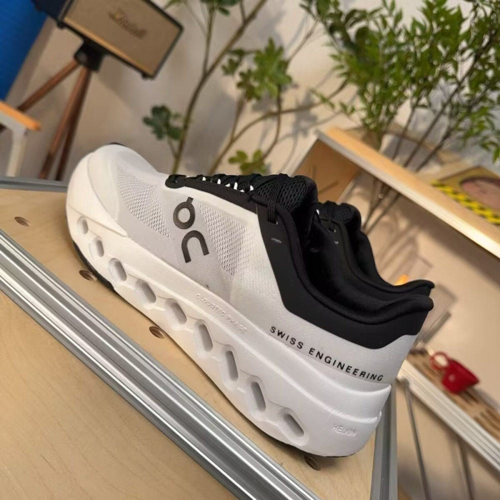 On Cloudsurfer Next 跑鞋 男女 慢跑鞋 寬楦 慢跑鞋 休閒運動鞋ON3WE30201200-細節圖8