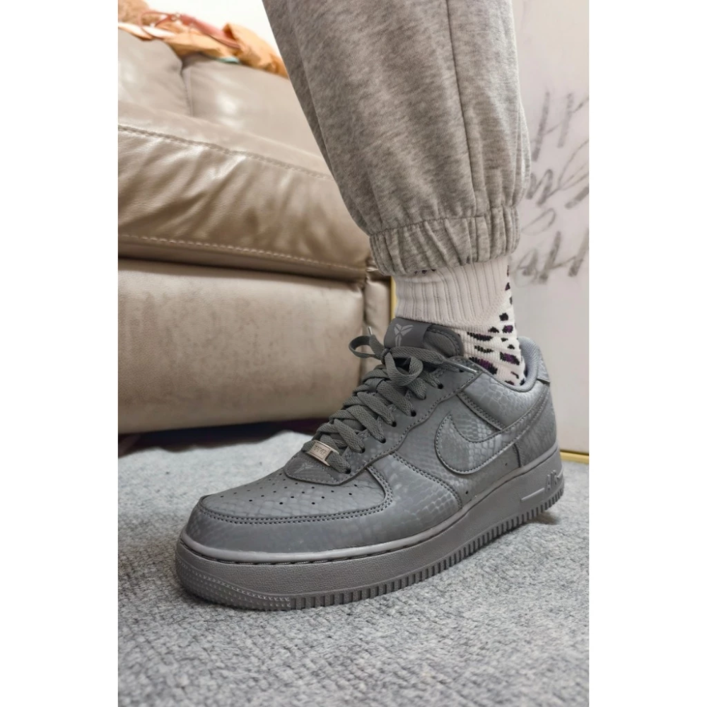 情人節限定Nike x Kobe Bryant Air Force 1 低幫 板鞋IB0018-003/004/100-細節圖5
