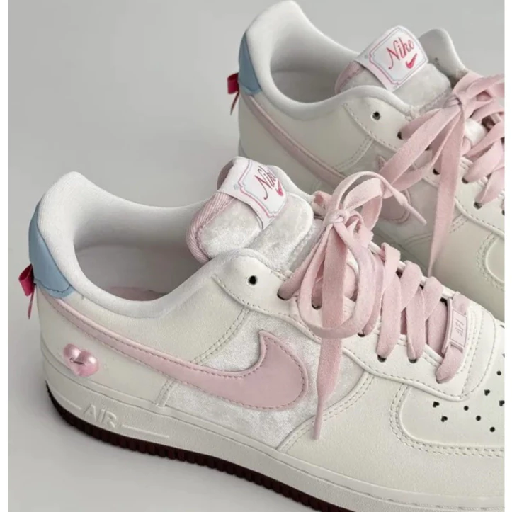 Nike Air Force 1 Low ＂Valentine＇s Day＂ 情人節限定 白色女鞋 IQ4937-161-細節圖6