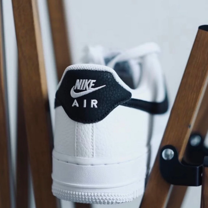 Nike Air Force 1 白黑 男女休閒運動鞋  FQ4296-101 CT2302-100-細節圖3