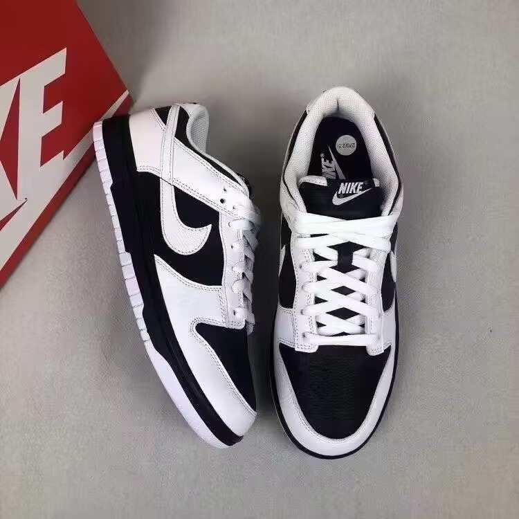 Nike Dunk Low 馬年限定 米黑 麂皮 浮雕 反轉熊貓 奶油白 IF3944-001-細節圖4
