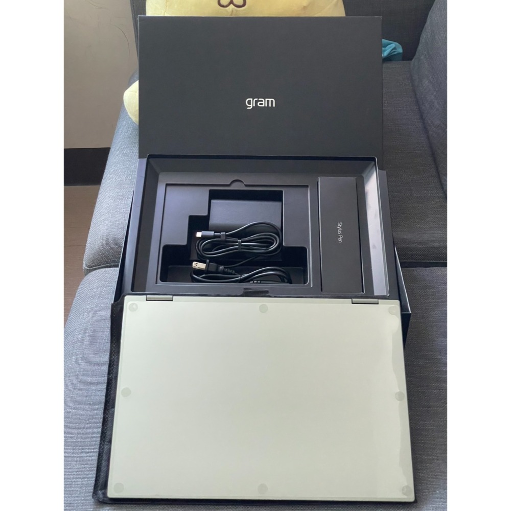 LG Gram 14T90P 翻轉 觸控 原廠手寫筆 極新 電池93% 盒裝配件齊全-細節圖3