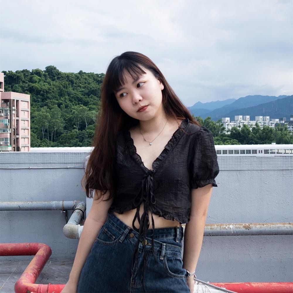 RayRayStephanie 小隻女褲長！復古灰藍交叉腰牛仔褲-細節圖2