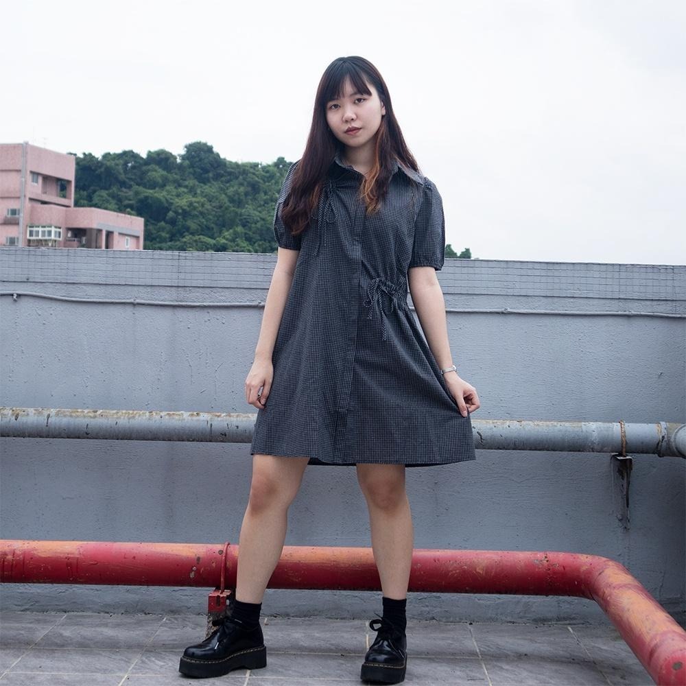 RayRayStephanie 泡泡袖棉麻格子襯衫連身裙-細節圖4