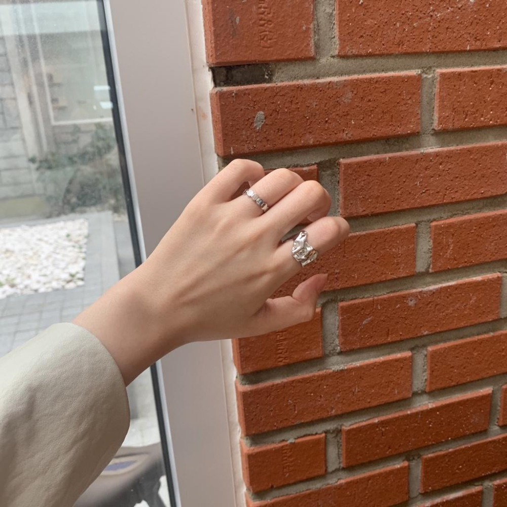 現貨💖猫日屋💖正韓🇰🇷 日雜金屬感不規則金屬戒指-細節圖4