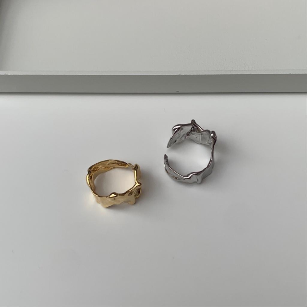 現貨💖猫日屋💖正韓🇰🇷 日雜金屬感不規則金屬戒指-細節圖5