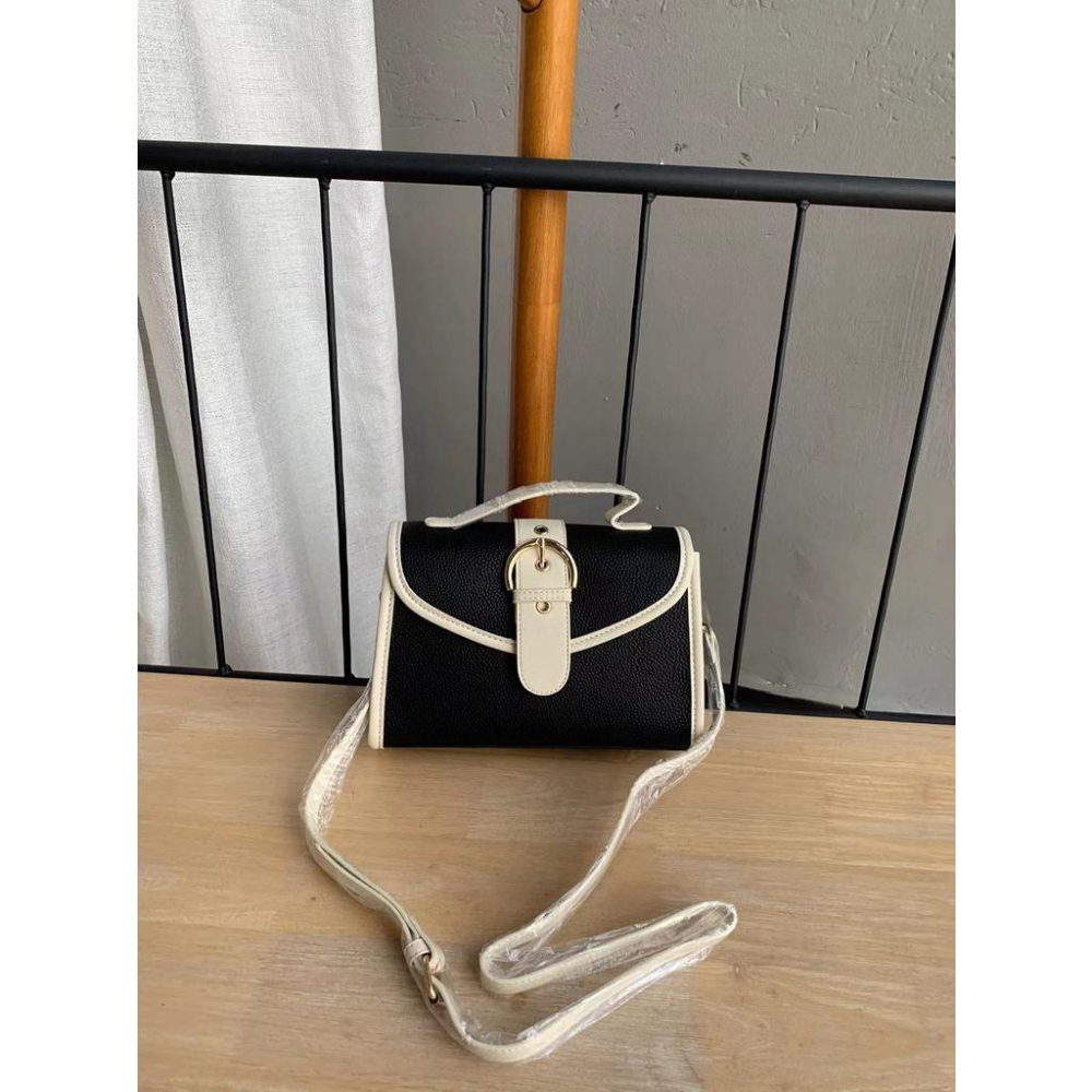 猫日屋💖日單VRYS💖日系百搭款荔枝紋黑白拚色手提側背包-細節圖5